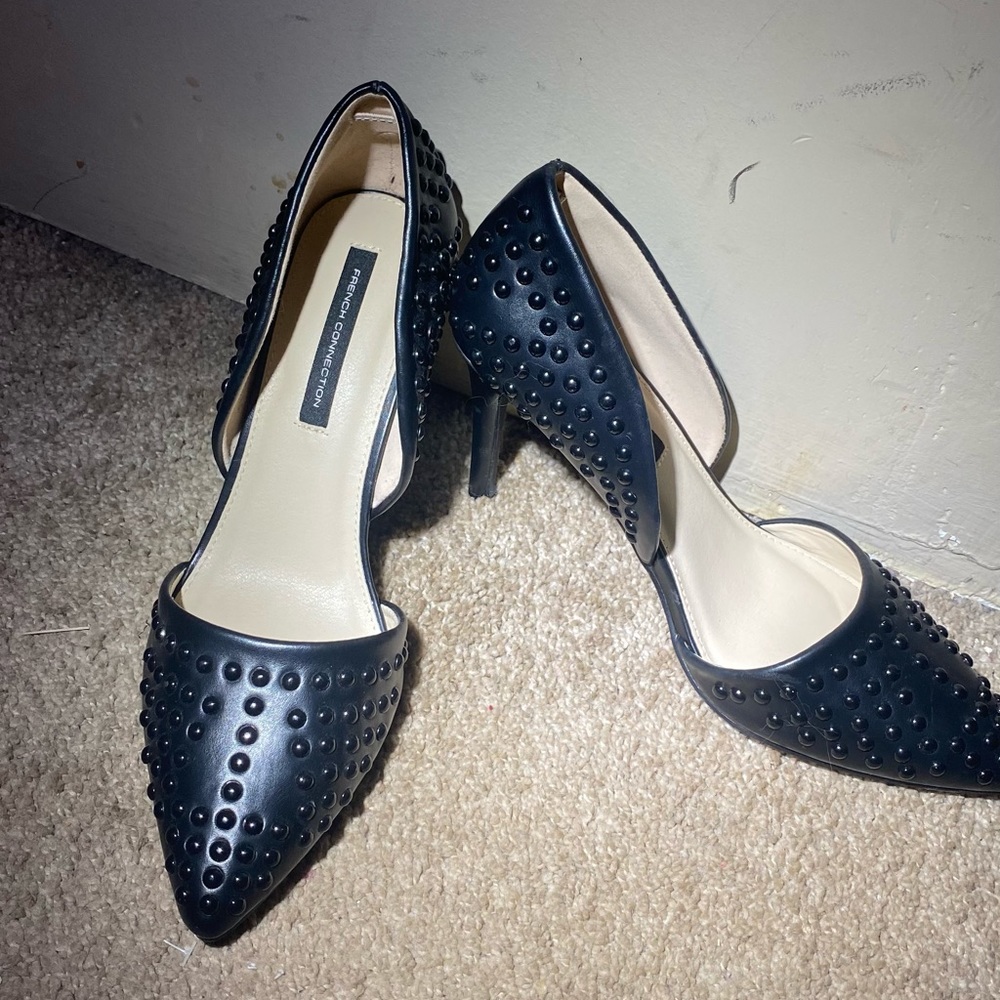 they are beautiful new for a very daring style